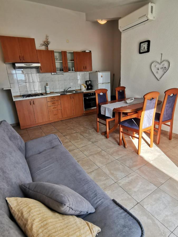 Apartment Hramina มูร์แตร์ ภายนอก รูปภาพ