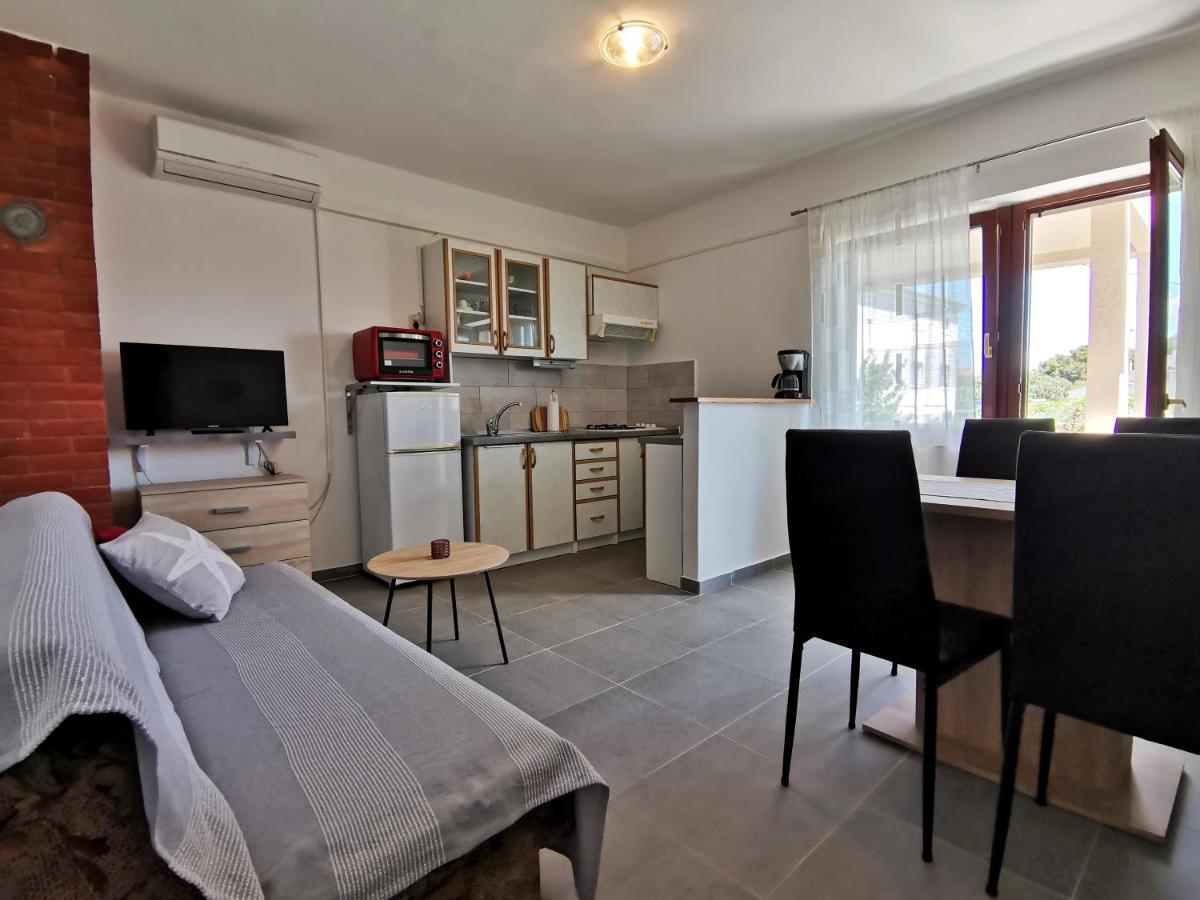 Apartment Hramina มูร์แตร์ ภายนอก รูปภาพ
