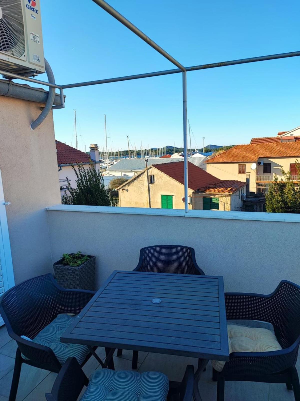 Apartment Hramina มูร์แตร์ ภายนอก รูปภาพ